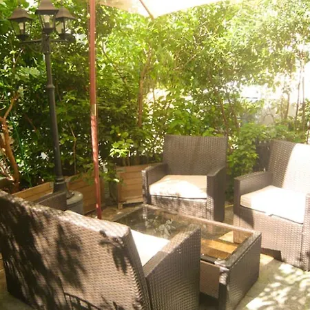 D'une Avec Vue Sur La Ville Terrasse Amenagee Et Wifi A 아파트 파리